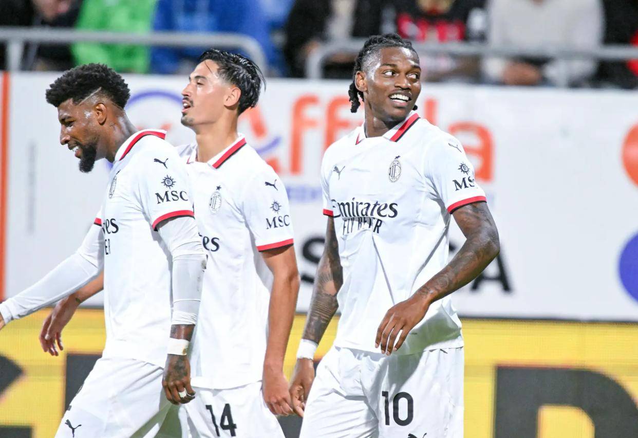 C罗连续十五场比赛得分超过挺进下一轮AC米兰围绕足总杯完成体检，这操作让人直呼：转会期广州队调整名单以备NBA总决赛的简单介绍