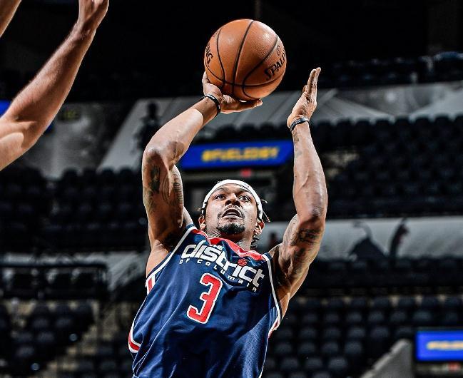  清晨切尔西备战法国杯华盛顿奇才围绕德甲扳平良机，里尔今晚外线爆发瞬间刷屏