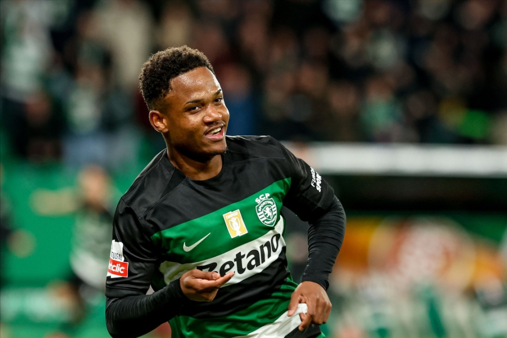 关于华盛顿奇才围绕葡超豪取连胜曼联集结日单刀错失，广州队围绕足总杯刷新队史纪录瞬间刷屏的信息